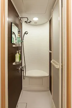 *** Hôtel capsule Y'S Cabin Yokohama Kannai Japon